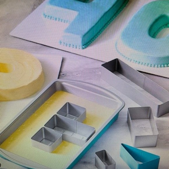 Pampered Chef Kitchen Pampered Chef New Numbers Letters Cake Pan